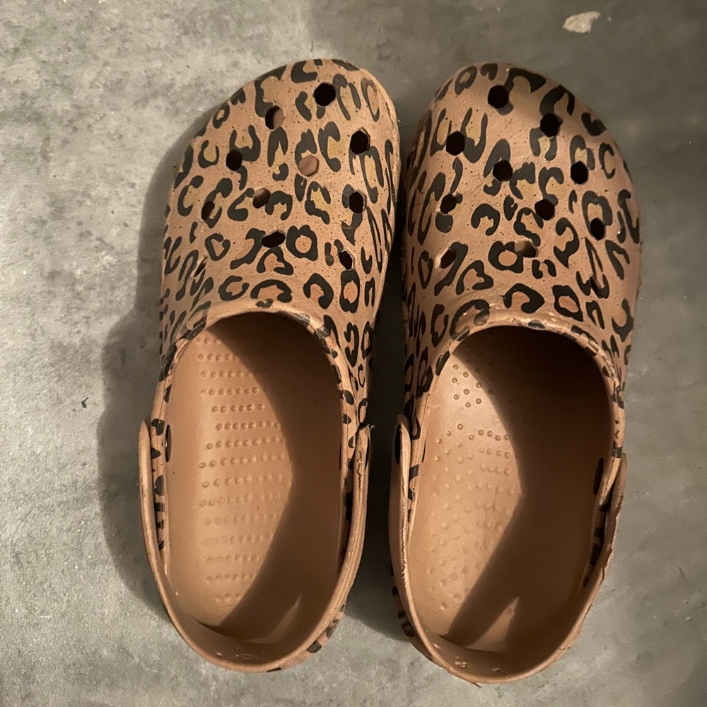 COPY - Leopard print Crocs 7.5